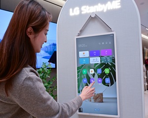 ‘LG 스탠바이미’의 후속작 나왔다는데